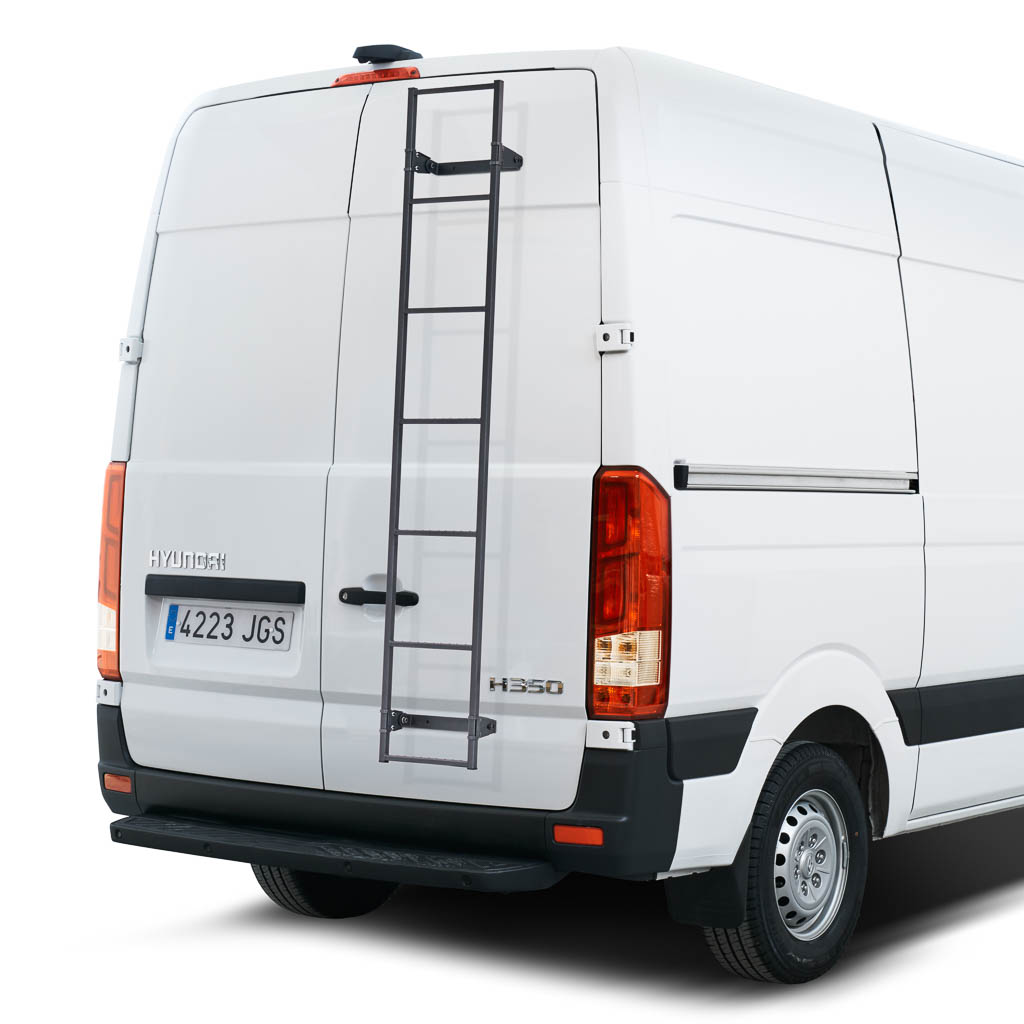 CRUZ EF150 takaoven tikkaat pakettiautoon -